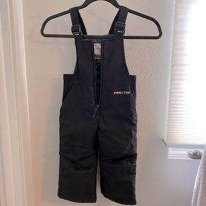 Black 2T snow bibs